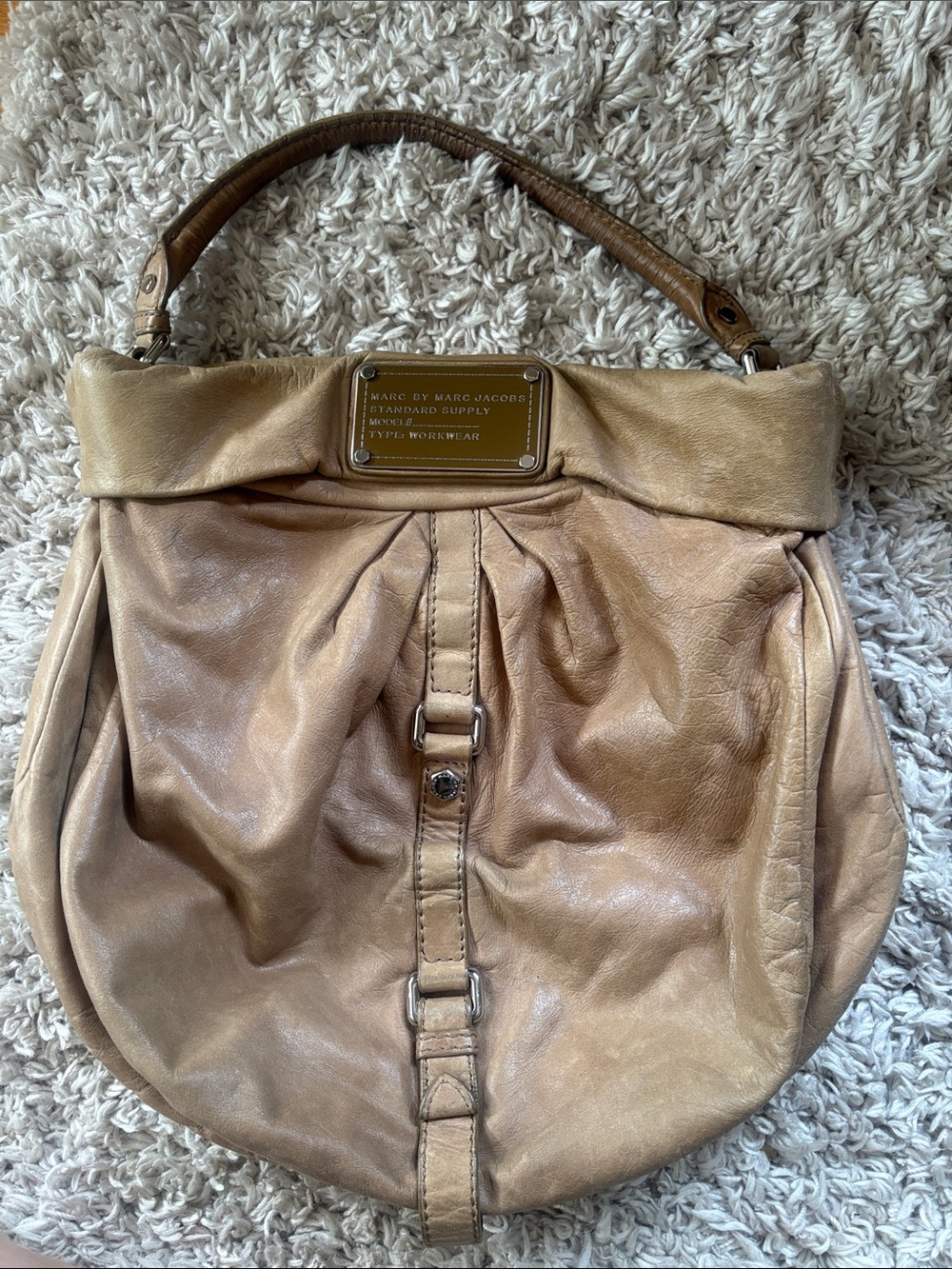 Marc by Marc Jacobs Beige Tan Leather Purse with Logo Plaque